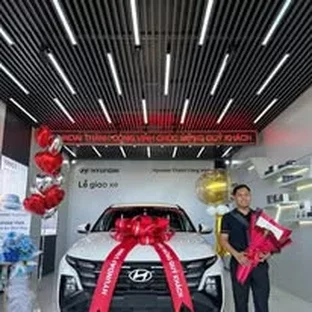 Hình ảnh hoạt động tư vấn xe tại Nghệ An